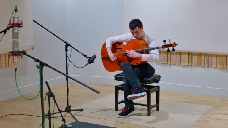 Strumming - recording session